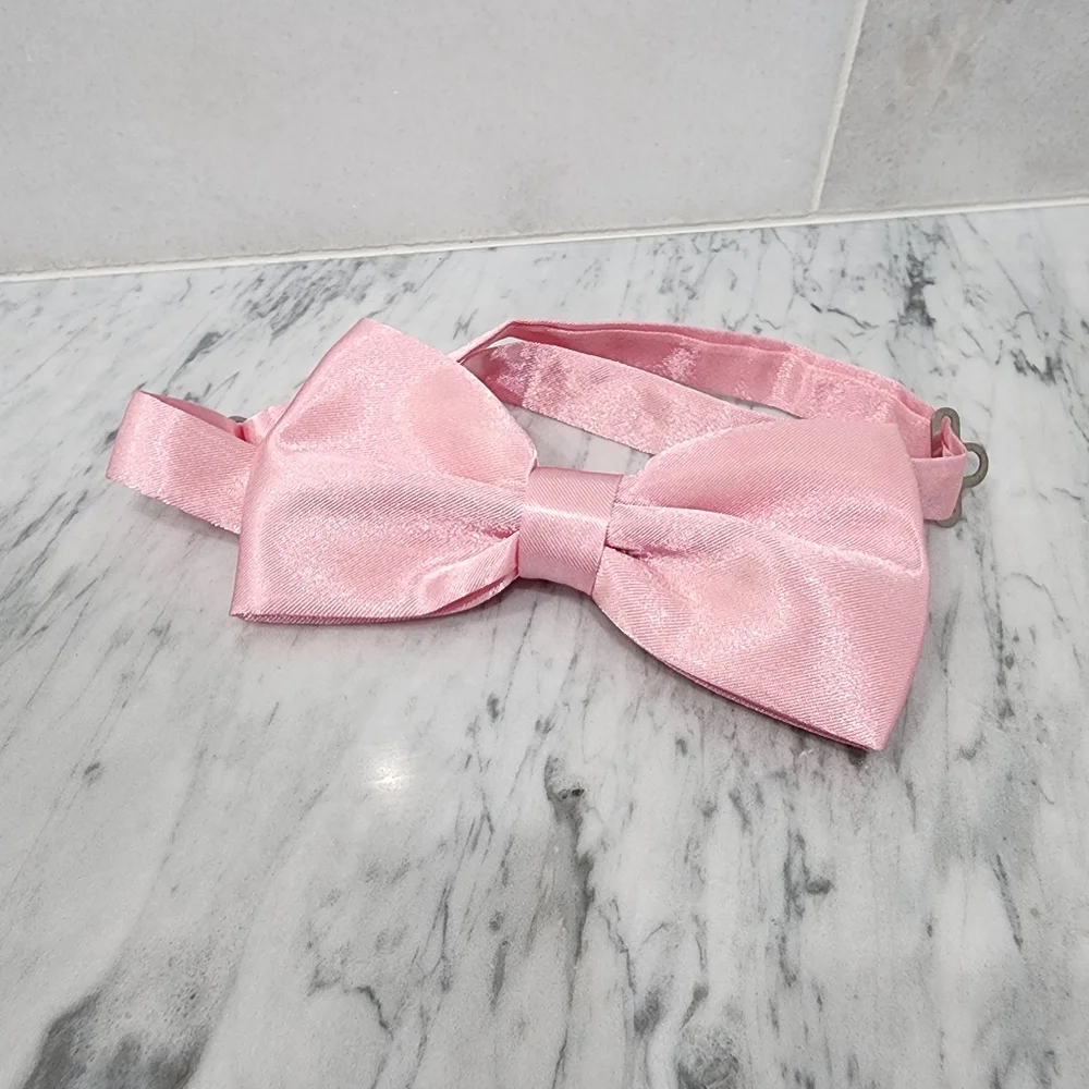 Boy Bow Ties| Pink Bowtie| Black and White Bow Tie| Wedding| RingBoy